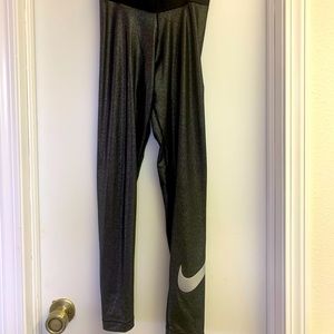 Nike • workout leggings